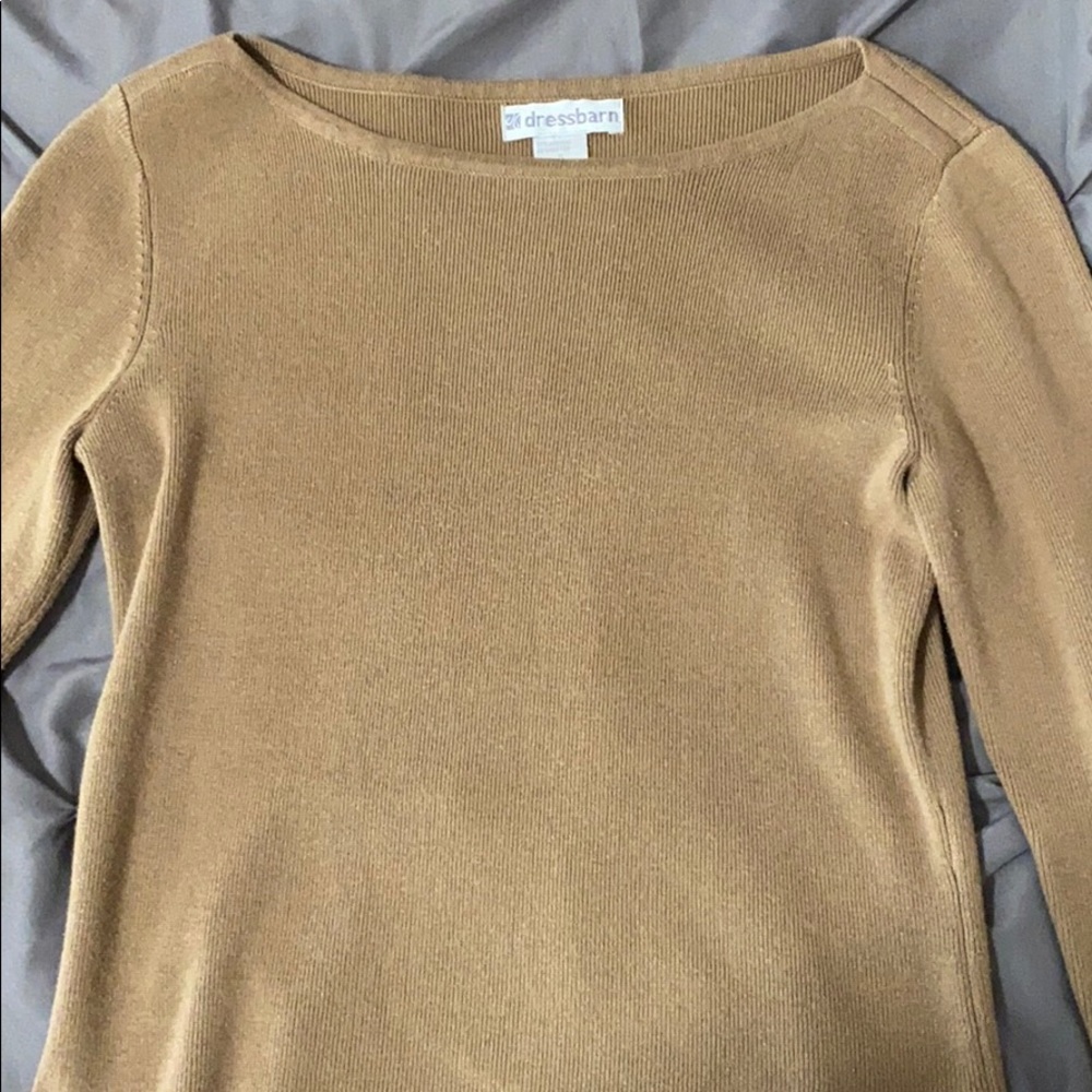 Cute sweater!